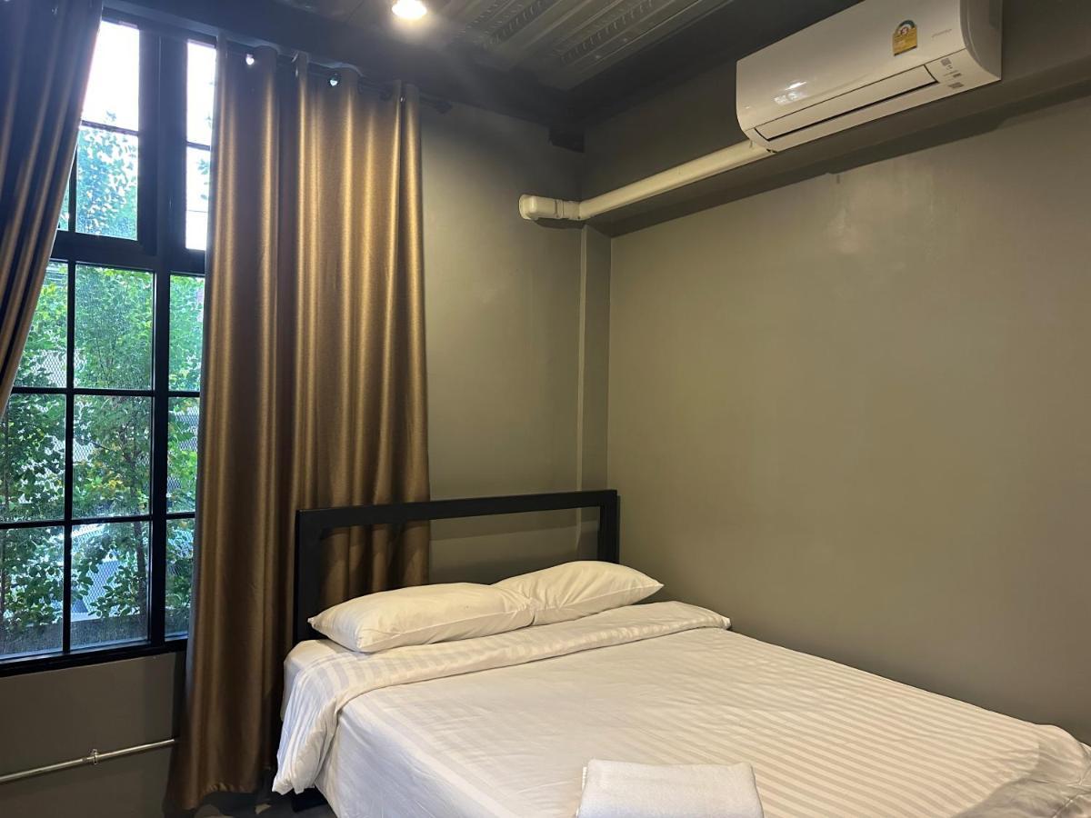 Premier Hostel Chiang Mai Ngoại thất bức ảnh